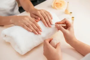 Pose vernis semi-permanent - Institut Estetica Beaute